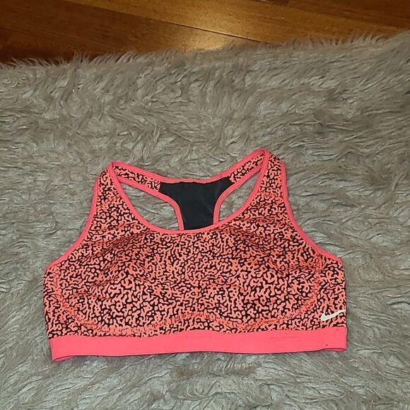 Nike women's bright pink and gray cheetah print sports bra size medium - Picture 1 of 4